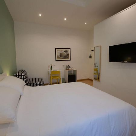 Bed and Breakfast Domus Castroni Germanico Roma Esterno foto